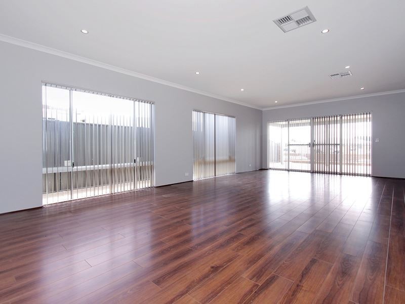 5 Bellas Circuit, Piara Waters WA 6112