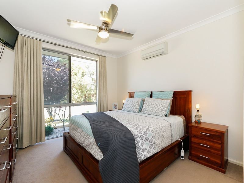 16 Leontes Way, Coolbellup WA 6163