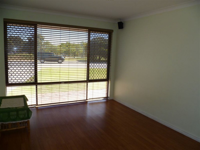 207 Elderberry Drive, South Lake WA 6164