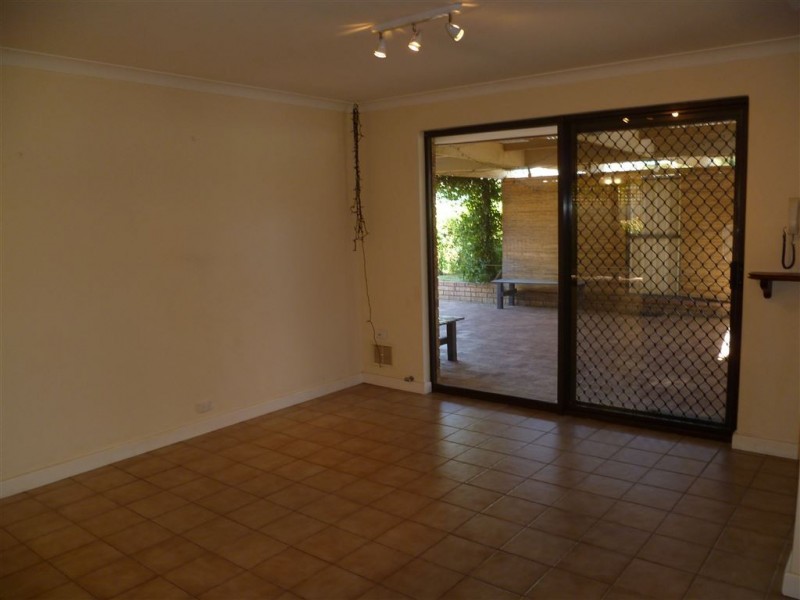 207 Elderberry Drive, South Lake WA 6164