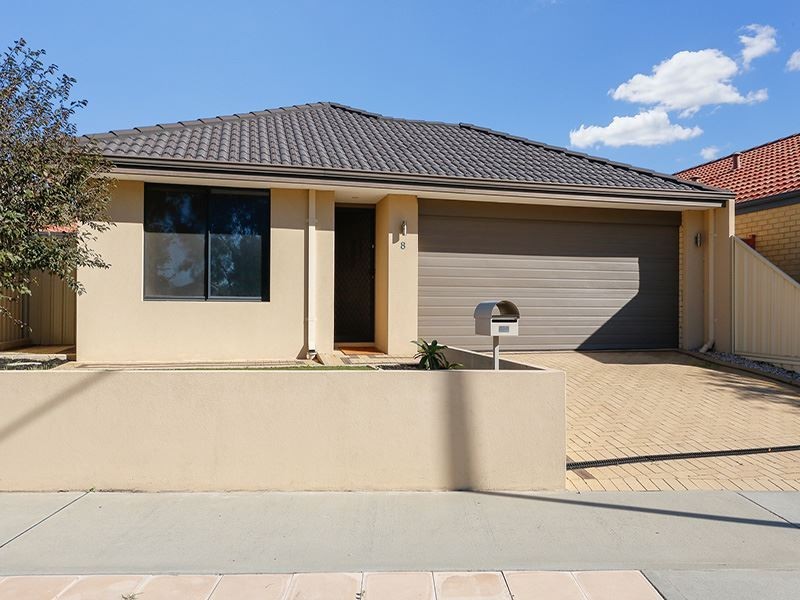 8 Bondi Way, Aubin Grove WA 6164