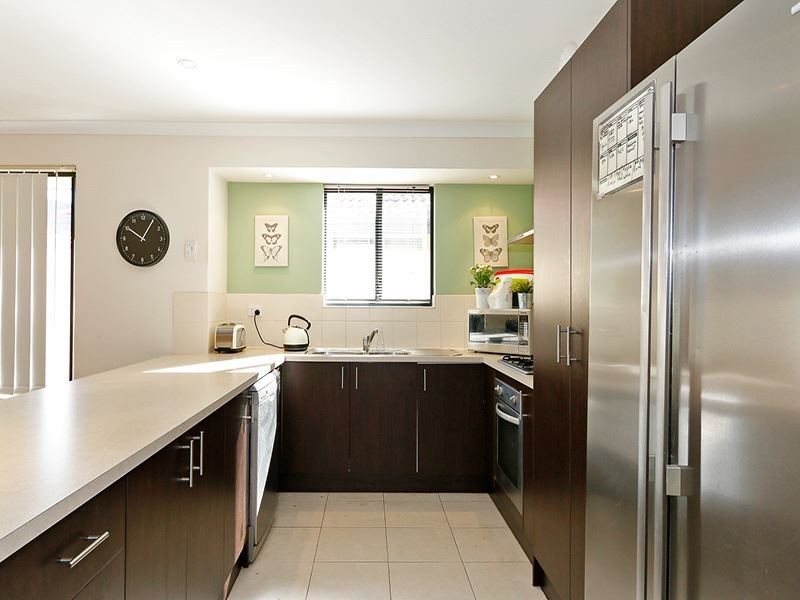 8 Bondi Way, Aubin Grove WA 6164