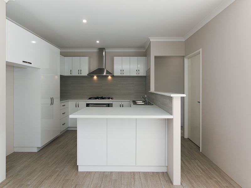 80a Bromley Road, Hilton WA 6163