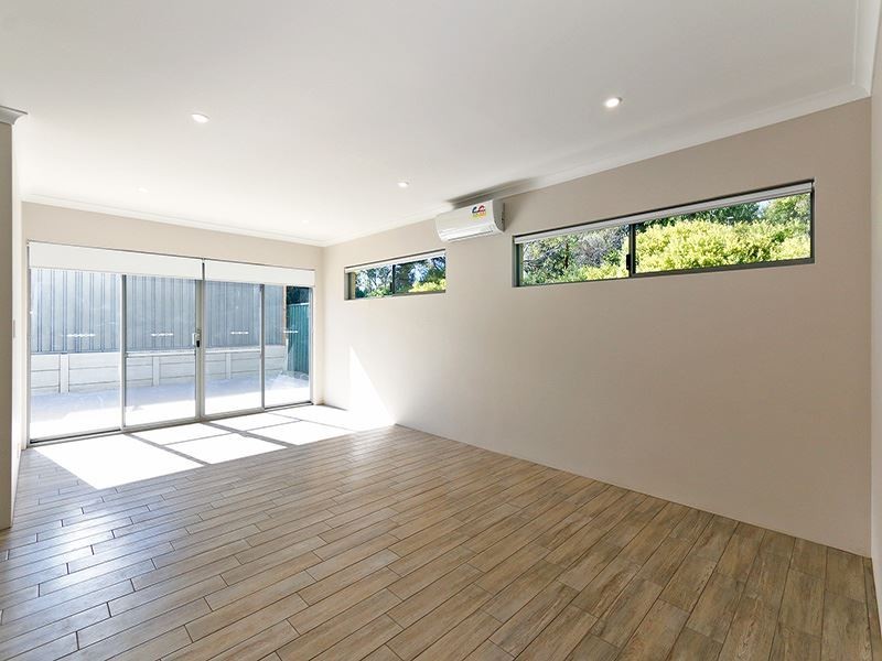 80a Bromley Road, Hilton WA 6163