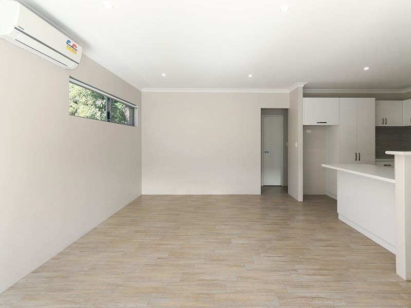 80a Bromley Road, Hilton WA 6163