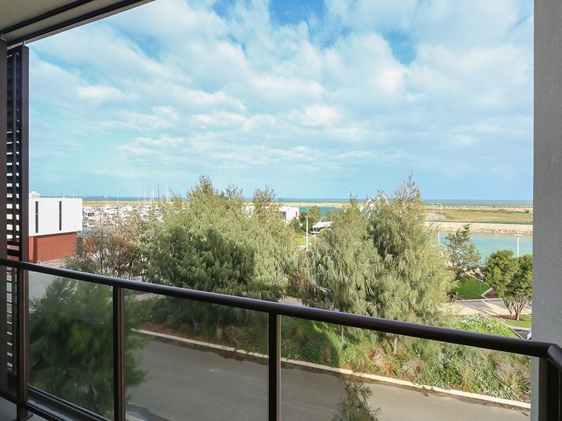 19/20 Medina Parade, North Coogee WA 6163