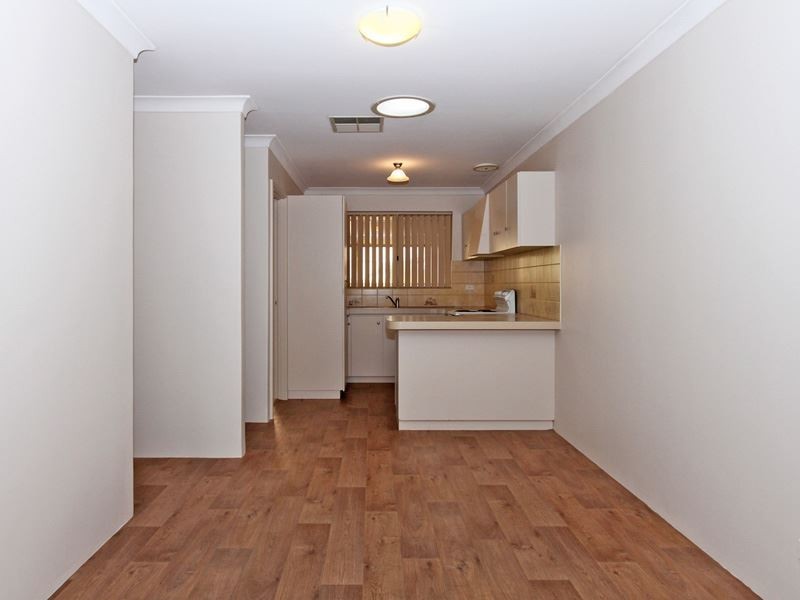 2/5 Park Road, Midvale WA 6056