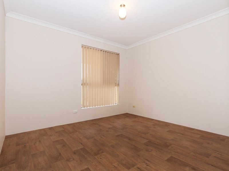 2/5 Park Road, Midvale WA 6056