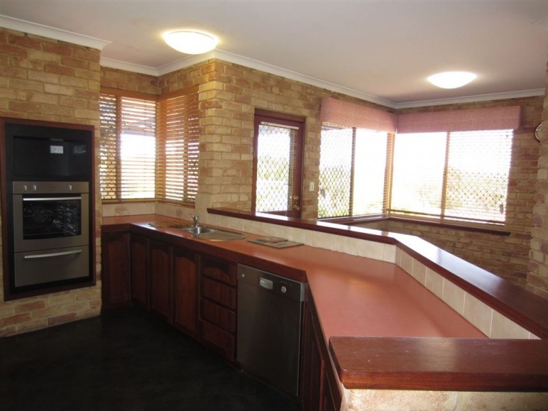 14 Monaco Avenue, North Lake WA 6163