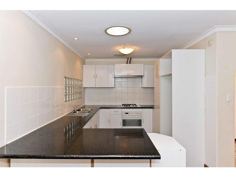 1 Pagneil Court, Hamilton Hill WA 6163