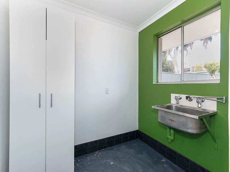 37a Ochiltree Way, Kardinya WA 6163