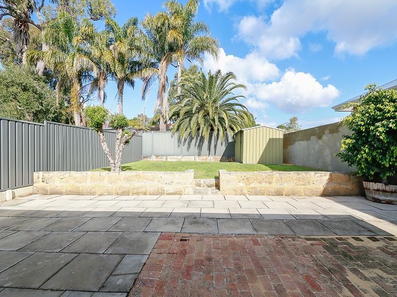 37a Ochiltree Way, Kardinya WA 6163