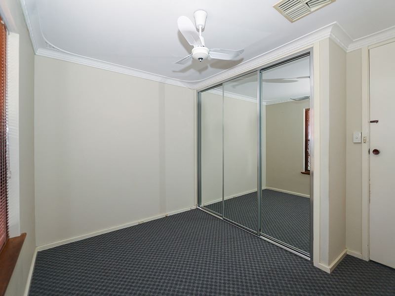 2/7 Bridges Road, Melville WA 6156