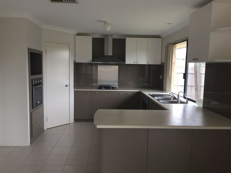 259 Lyon Road, Aubin Grove WA 6164