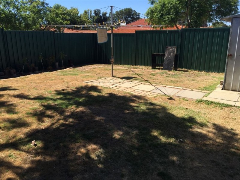 15B Arthur Road, Hamilton Hill WA 6163