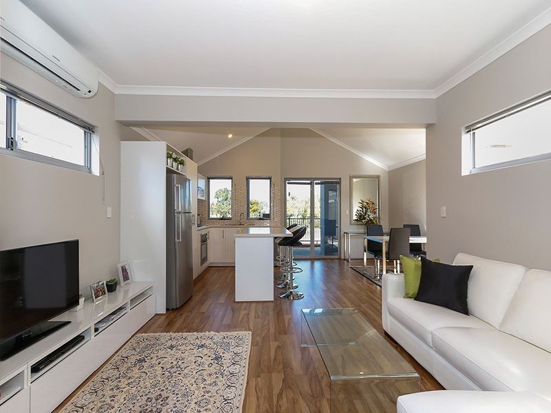 14a Colorado Parade, Aubin Grove WA 6164