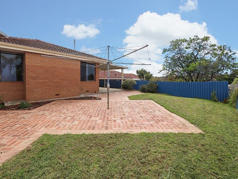 15A Ives Street, Hamilton Hill WA 6163