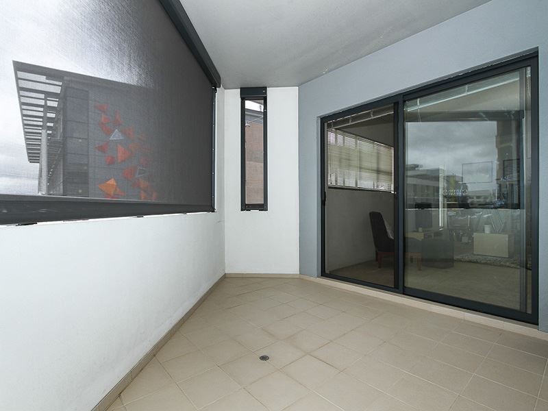 8/2 Stockton Bend, Cockburn Central WA 6164