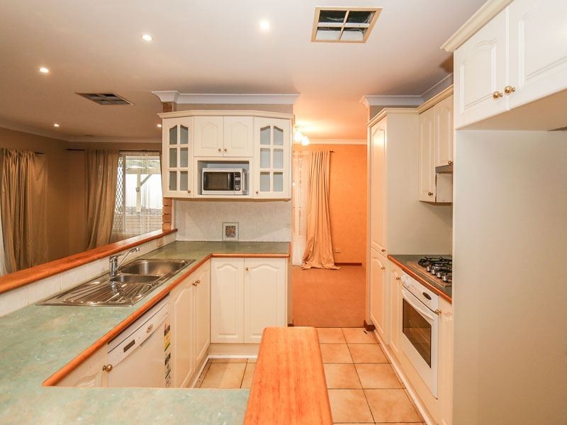 5 Pinnock Close, Kardinya WA 6163