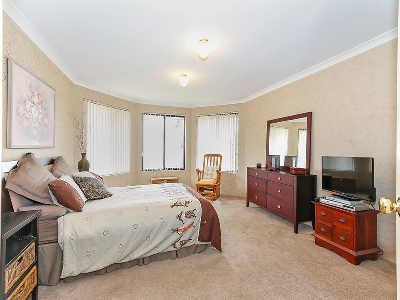 29 Lombe Gardens, Atwell WA 6164