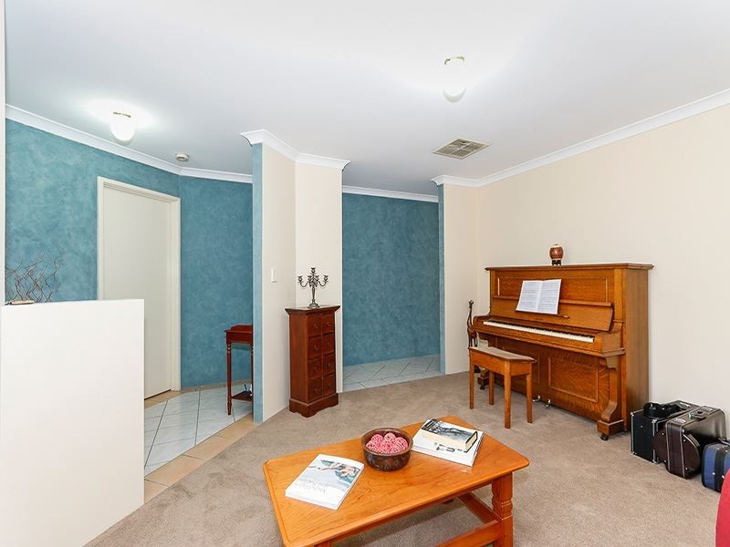 29 Lombe Gardens, Atwell WA 6164