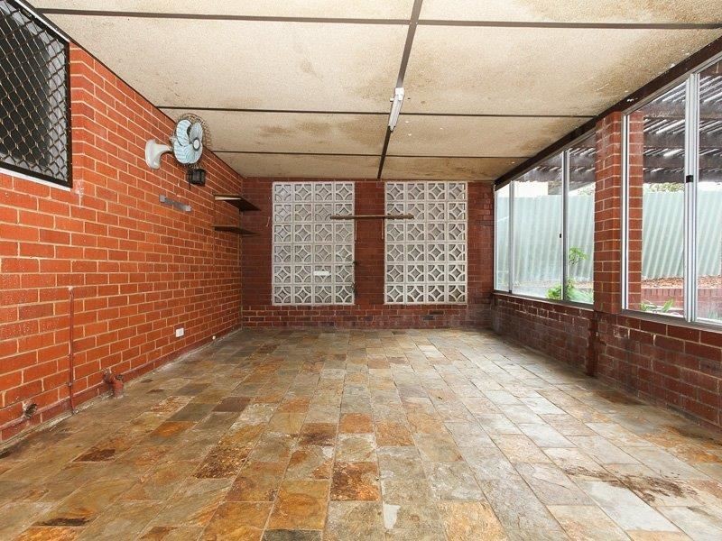 34 Coolbellup Avenue, Coolbellup WA 6163