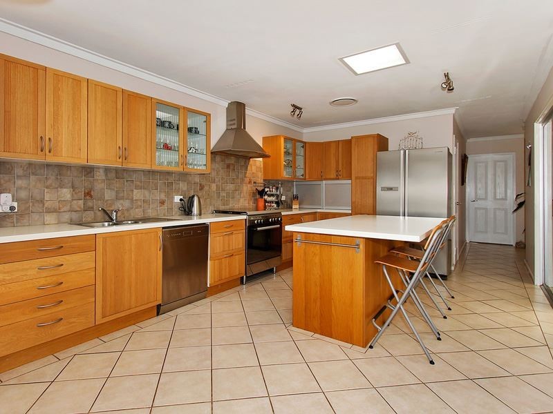 39 Davies Crescent, Kardinya WA 6163