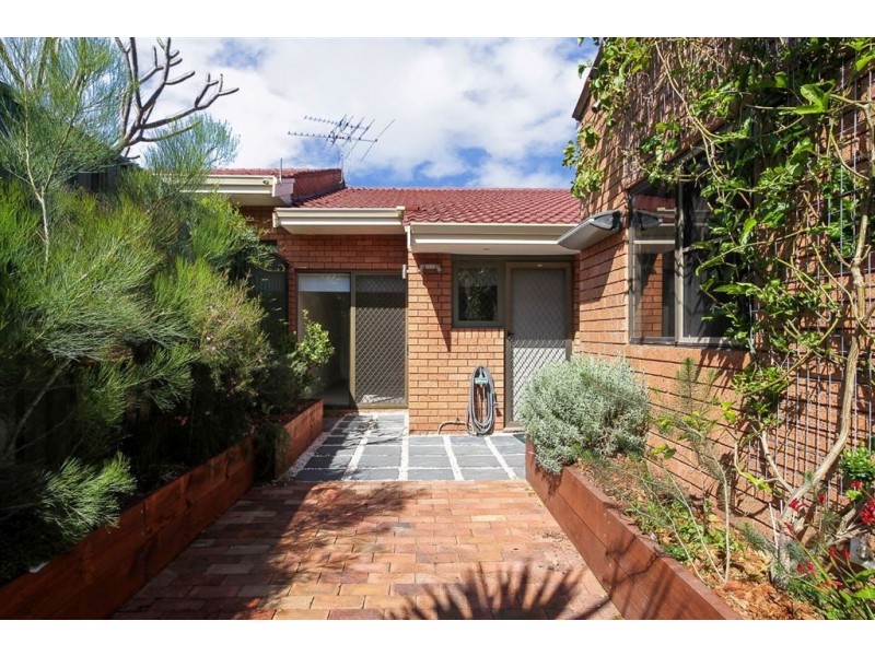 5/182 Holland Street, Fremantle WA 6160