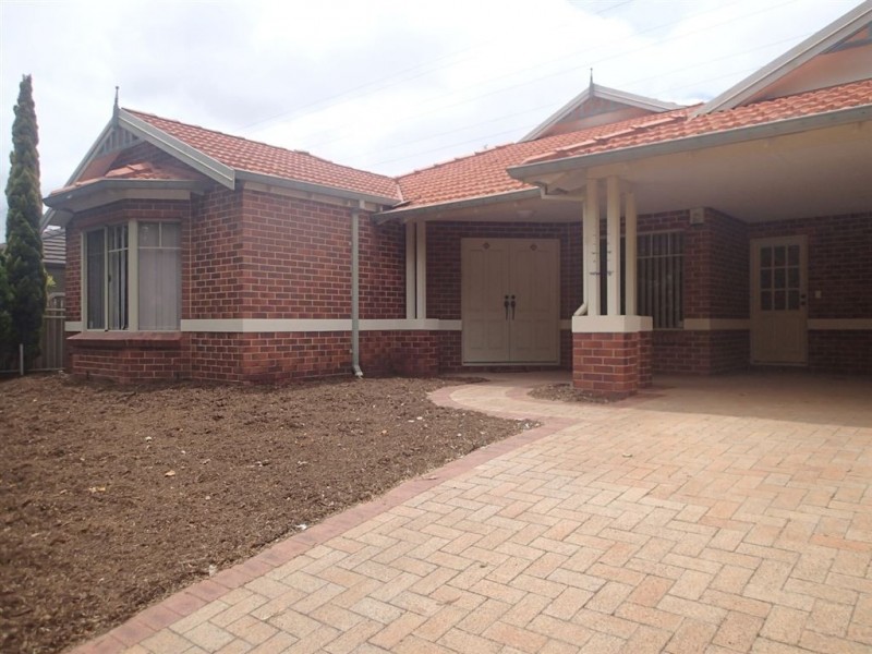11 Plane Tree Grove, O’connor WA 6163