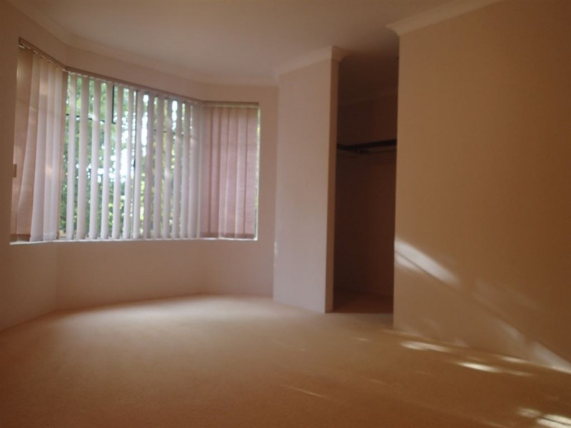 11 Plane Tree Grove, O’connor WA 6163