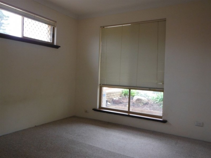 16 Monaco Avenue, North Lake WA 6163