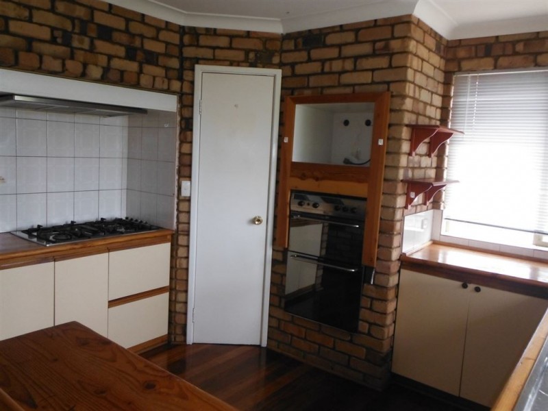 16 Monaco Avenue, North Lake WA 6163