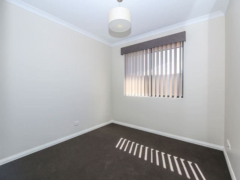 19 Ruffle Approach, Piara Waters WA 6112