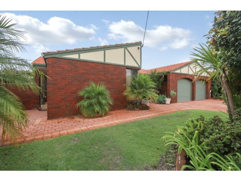 33 Ewing Avenue, Bull Creek WA 6149