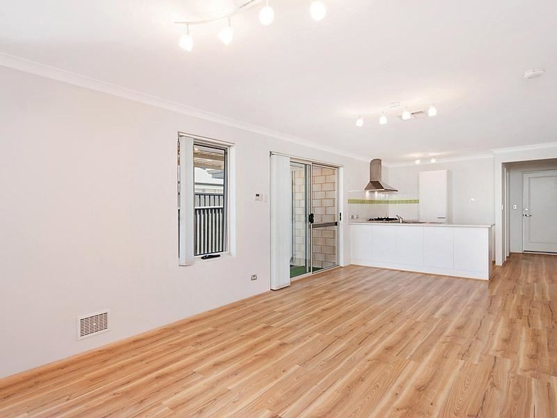 17a Gilbertson Road, Kardinya WA 6163