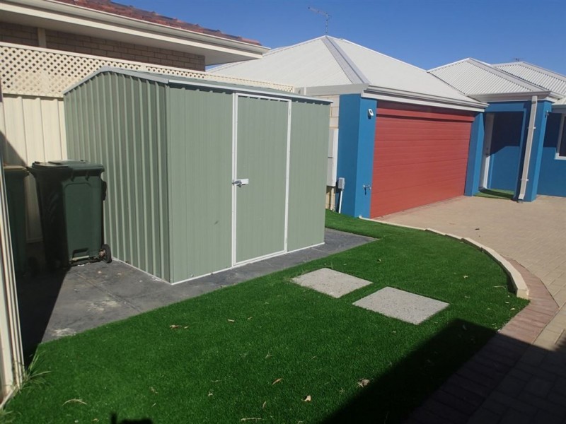 17a Gilbertson Road, Kardinya WA 6163