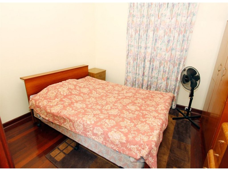 2 Collick Street, Hilton WA 6163