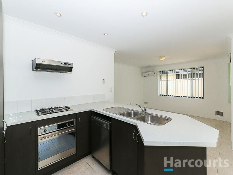 22/35 Barfield Road, Hammond Park WA 6164