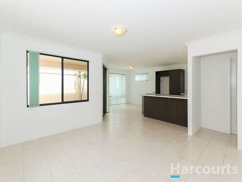 22/35 Barfield Road, Hammond Park WA 6164