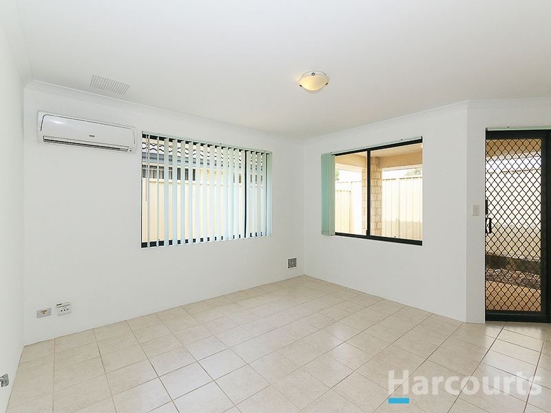 22/35 Barfield Road, Hammond Park WA 6164