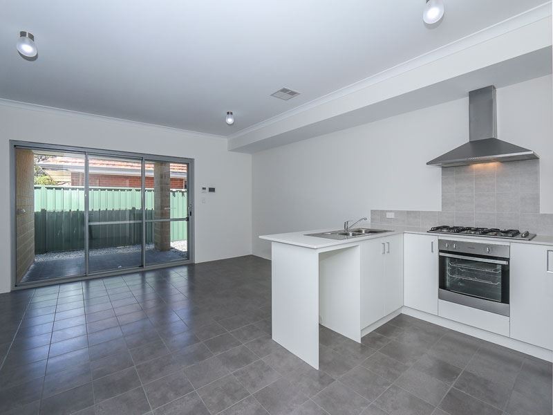 12 Goneril Way, Coolbellup WA 6163