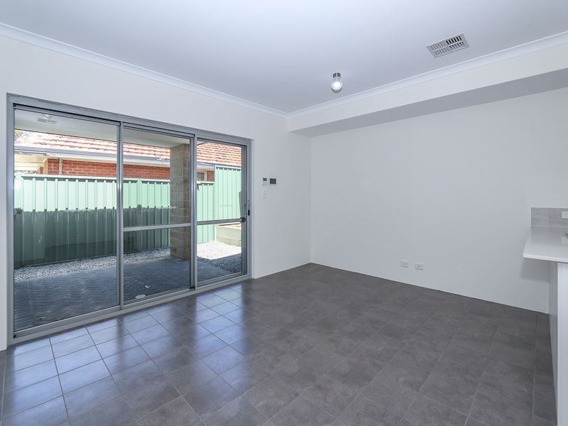 12 Goneril Way, Coolbellup WA 6163