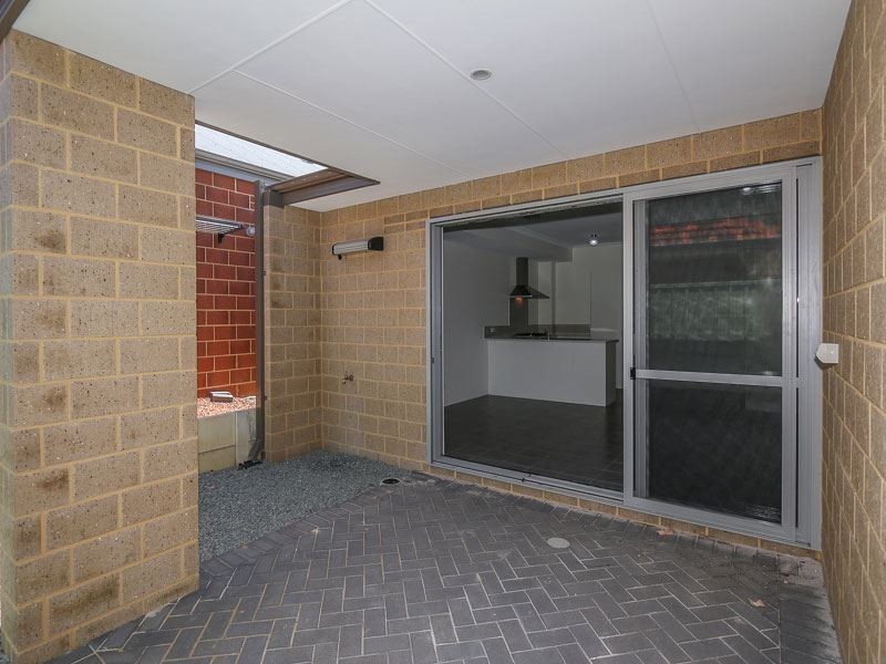 12 Goneril Way, Coolbellup WA 6163