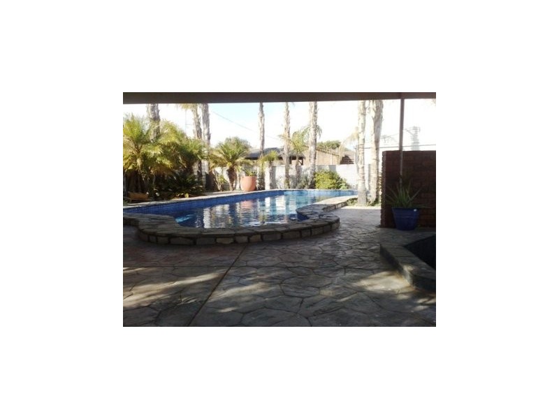 13 Radford Drive, Risdon Park South SA 5540