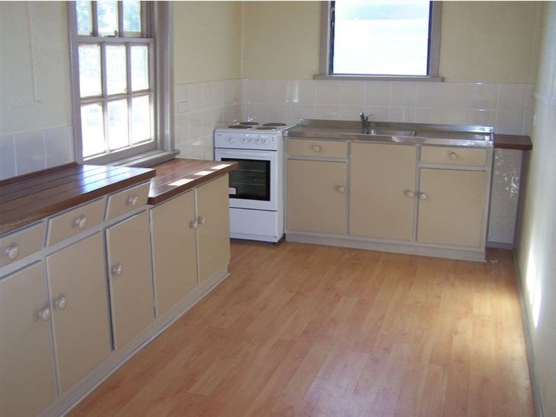 30 Park Terrace, Gladstone SA 5473