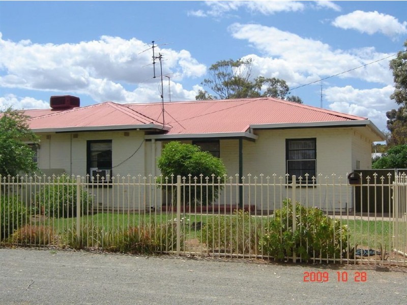9 Giles Street, Crystal Brook SA 5523