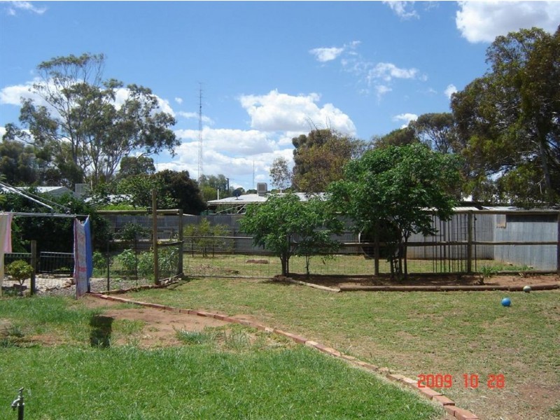 9 Giles Street, Crystal Brook SA 5523