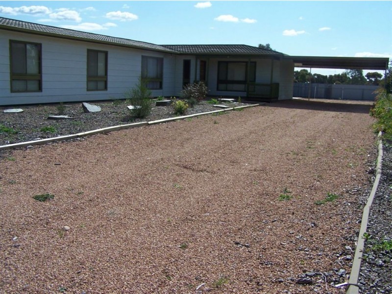 9 Frith Road, Crystal Brook SA 5523
