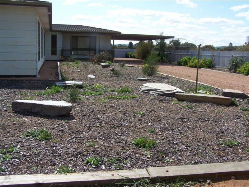 9 Frith Road, Crystal Brook SA 5523