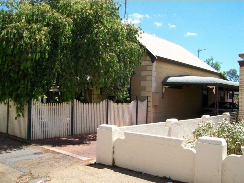 12 Park St, Solomontown SA 5540